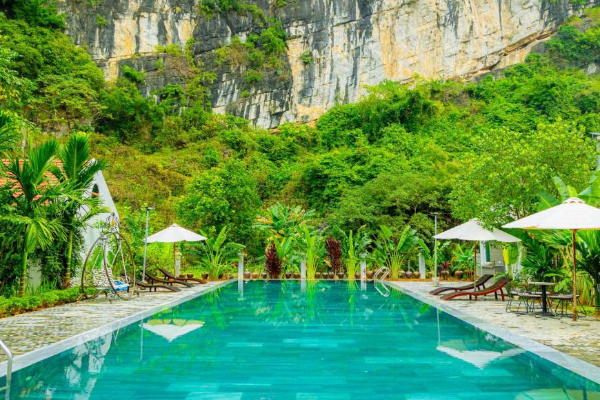 Khung cảnh resort xanh ngắt tạo cảm giác thư thái cho du khách. Ảnh: Sưu tầm